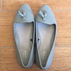 Crocs Tassel Flats Pointy Toe Iconic Comfort